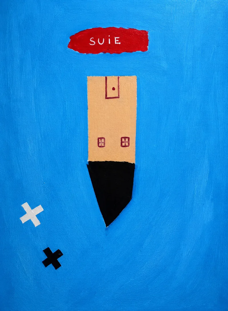 Maison de carton au toit noir sur fond bleu vif, inscription SUIE en rouge